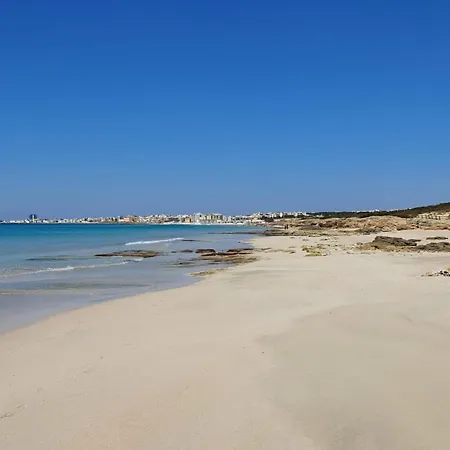 Appealing In Baia Near The * Gallipoli