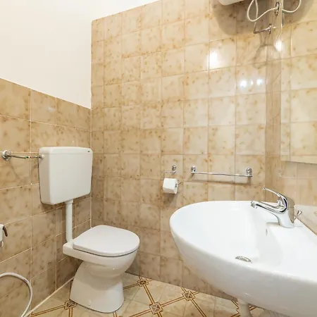 Appealing In Baia Near The Διαμέρισμα Gallipoli