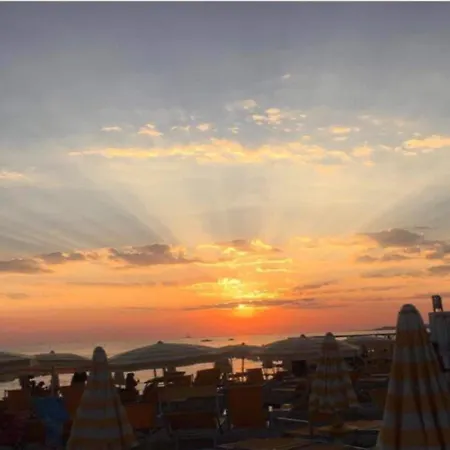 Appealing In Baia Near The Appartamento Gallipoli