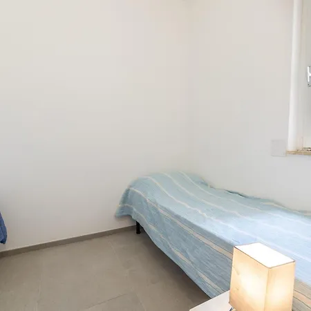 Appealing In Baia Near The Apartment *