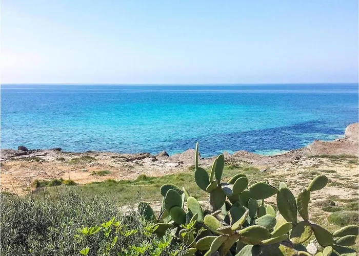 Appealing In Baia Near The Apartamento *