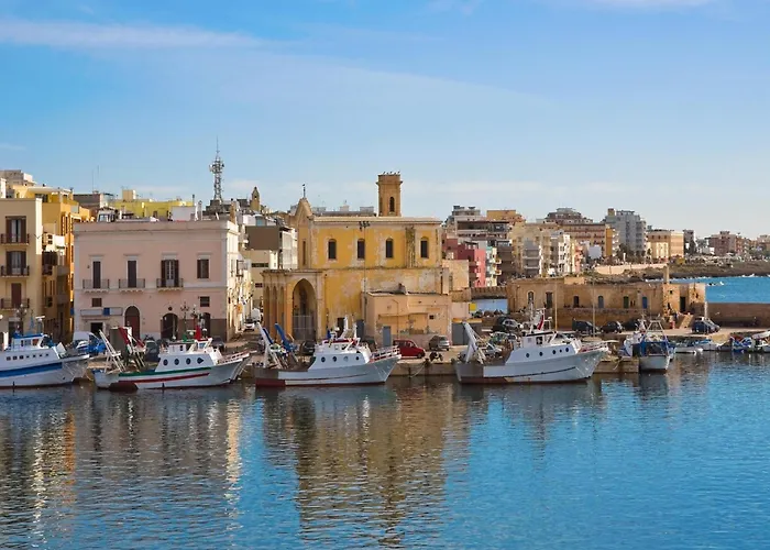 Appealing In Baia Near The Apartment *